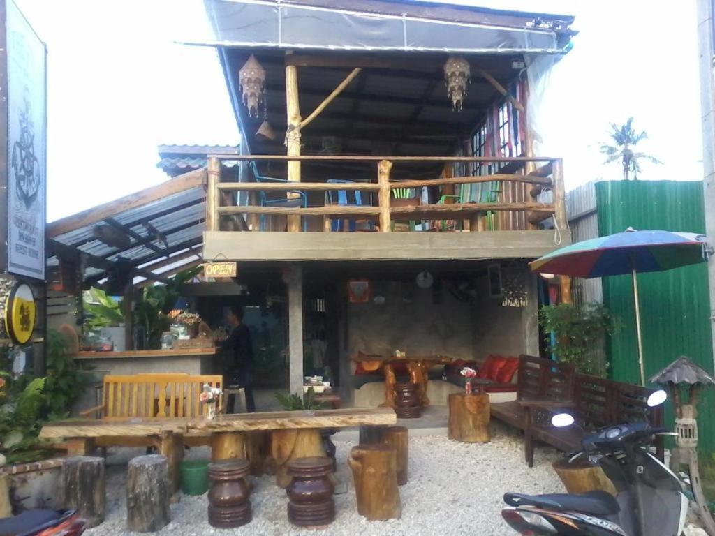 The Pier Homestay Thong Sala Eksteriør bilde